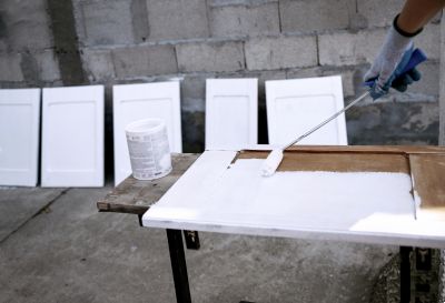 How Cabinet Refinishing Transforms Kitchens Without A Full Remodel